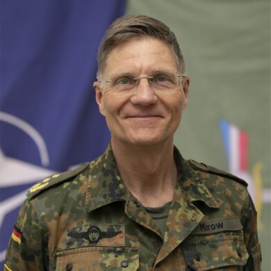 ZWEI-LÖWEN-GRUBE mit Generalleutnant Peter Mirow, kommand. General d. DT.-Niederl. Korps